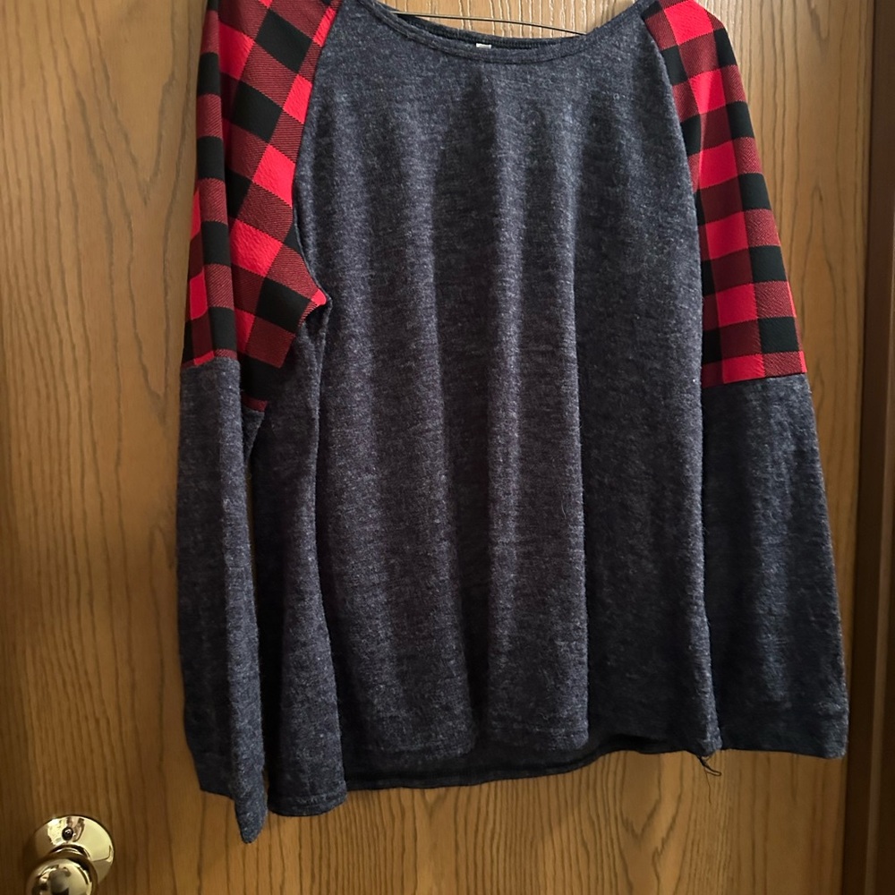 Buffalo Plaid Sleeve Sweater